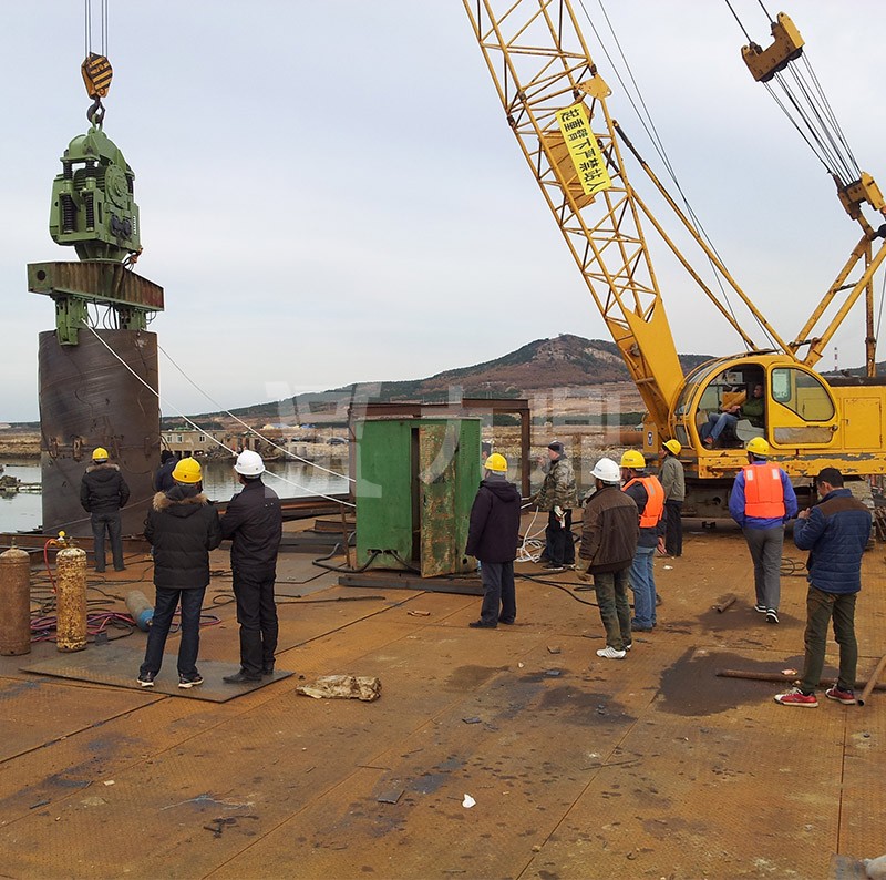中交三航威海青榮城際公路雙島港特大橋鋼平臺(tái)
